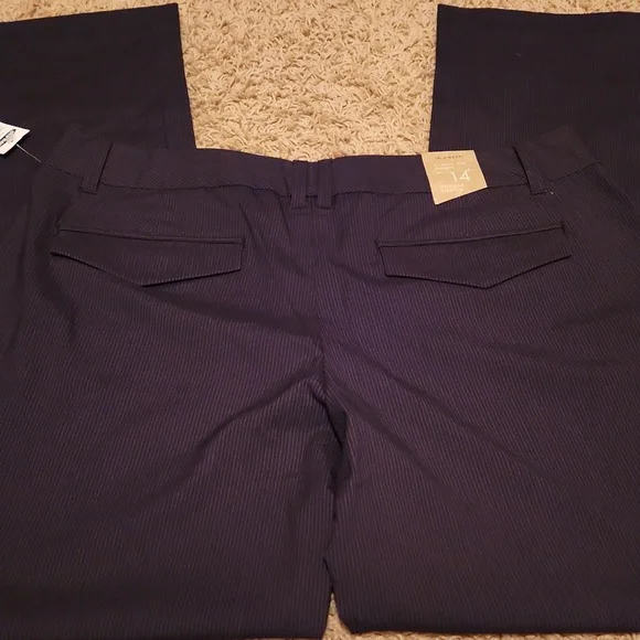 NWT Old Navy Black With Lighter Pinstripe Pants womans Size 14 - Picture 6 of 9